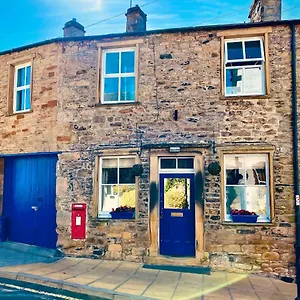  Holiday home The Old Post Office -