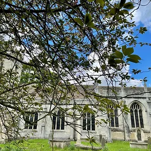  Holiday home Church View